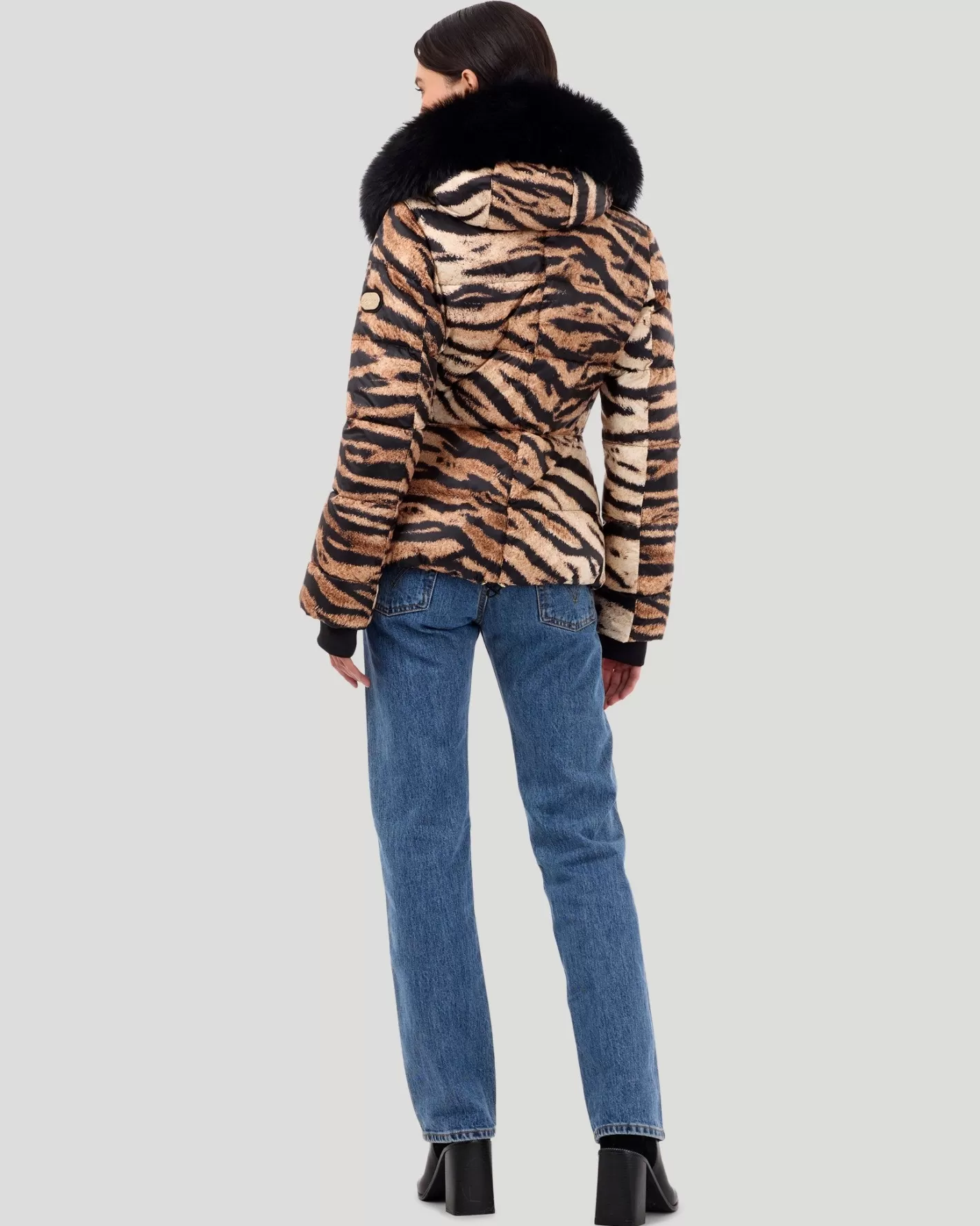 Women GORSKI Montreal Printed Après-Ski Jacket With Detachable Toscana Shearling Lamb Hood Trim