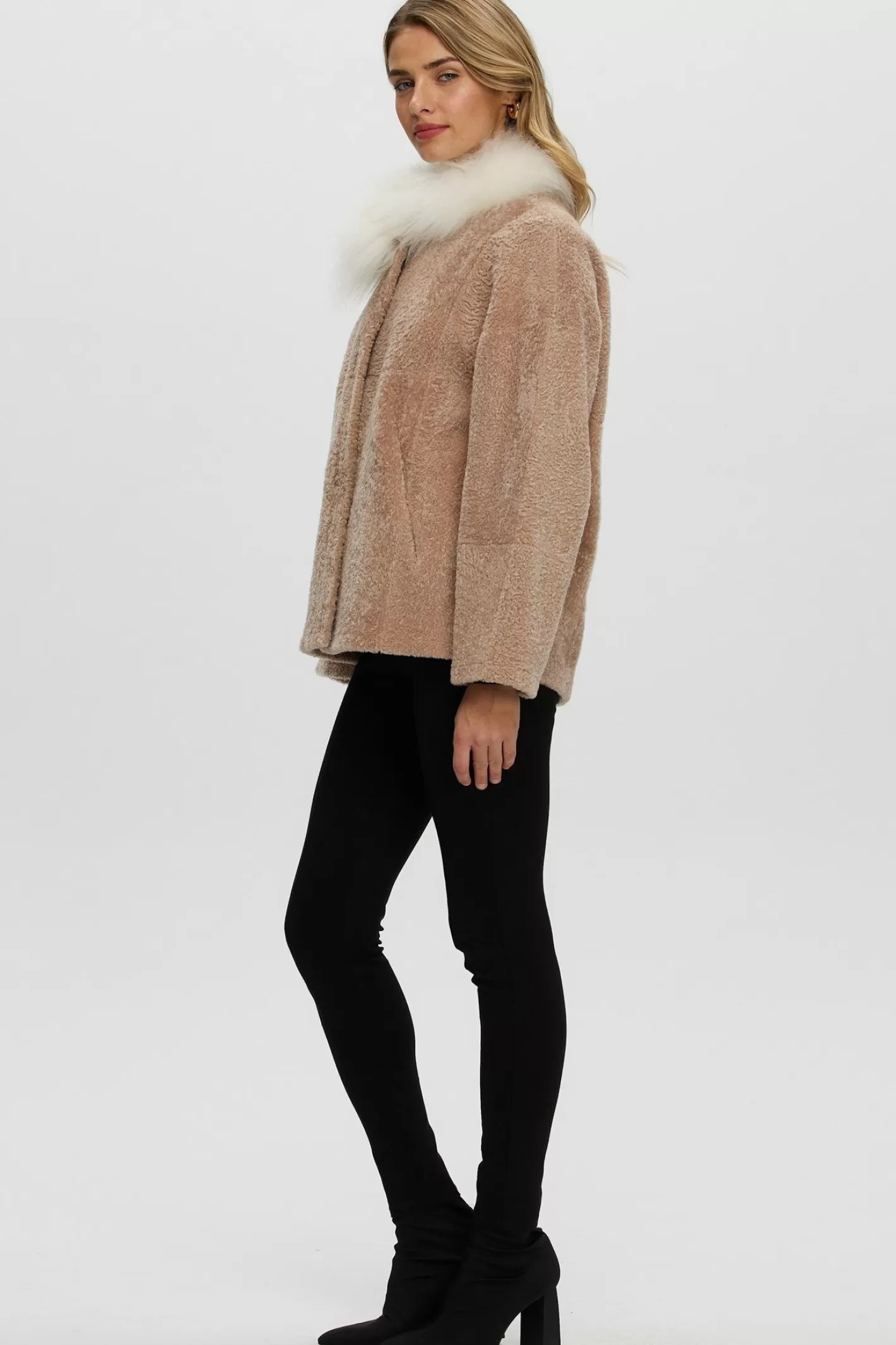 Women GORSKI Montreal Reversible New Zealand Shearling Lamb Jacket With Select Mongolian Lamb Collar